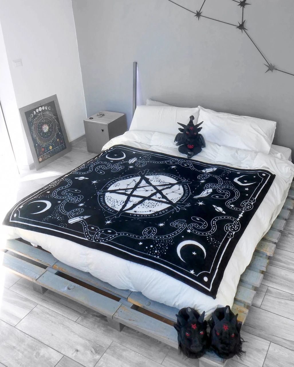 Blessed Be Pentagramm Kuscheldecke KILLSTAR 4 Blessed Be Pentagramm Kuscheldecke KILLSTAR – Bild 2